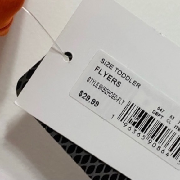 RELIST AS A BUNDLE 3/$15 NWOT NHL Philadelphia Flyer Hoodie, Licensed Hockey 12M - Picture 5 of 8